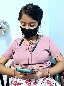 Snapshot of Payal_G chatting on November 4, 2025, 4:11 am Payal G online show from November 4, 2025, 4:11 am