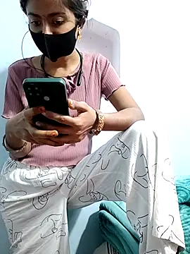 Snapshot of Payal_G chatting on November 18, 2025, 4:44 pm Payal G online show from November 18, 2025, 4:44 pm