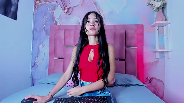 Isis Blaze online show from January 18, 2026, 3:10 am