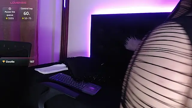 SeleneMore online show from March 10, 2026, 8:47 pm