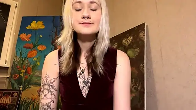 Ulemonala Cute online show from October 15, 2025, 5:13 pm