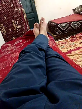 latarak321 online show from November 26, 2025, 1:23 pm