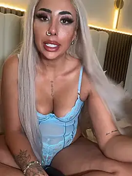Snapshot of zara_bellexx chatting on July 24, 2026, 12:30 am zara bellexx online show from July 24, 2026, 12:30 am