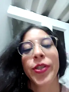 Eloisa smith online show from October 10, 2025, 4:33 am