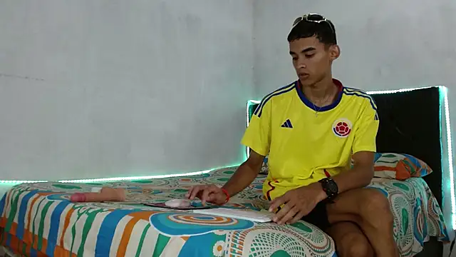 Paulosex12 online show from October 15, 2025, 1:39 am