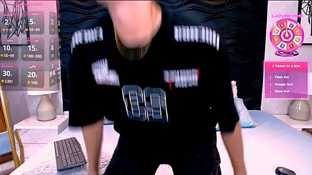 Snapshot of Alex_Millerss chatting on October 10, 2025, 8:30 pm Alex Millerss online show from October 10, 2025, 8:30 pm