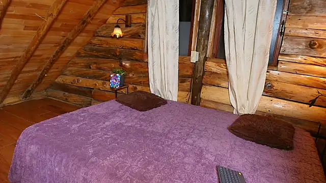 Nordikandclem  online show from February 19, 2026, 1:12 am