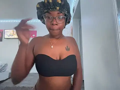 Snapshot of twerkaholic120 chatting on October 21, 2025, 3:46 pm twerkaholic120 online show from October 21, 2025, 3:46 pm