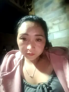 miemie-xx online show from October 20, 2025, 1:11 pm