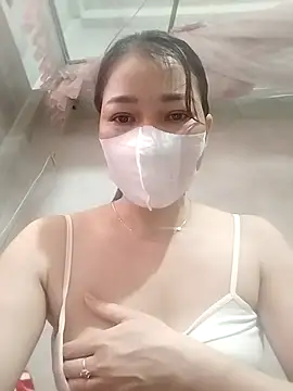 ladzy sexy online show from November 7, 2025, 5:40 am