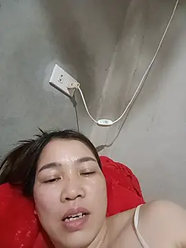 ladzy sexy online show from May 19, 2026, 5:14 am