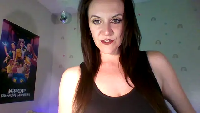 easy briezy online show from January 12, 2026, 5:34 am