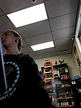 Snapshot of Cassaroll333 chatting on November 16, 2025, 3:28 pm Cassaroll333 online show from November 16, 2025, 3:28 pm