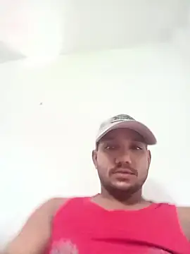Snapshot of BiggerDickGuy chatting on August 5, 2026, 2:58 am BiggerDickGuy online show from August 5, 2026, 2:58 am