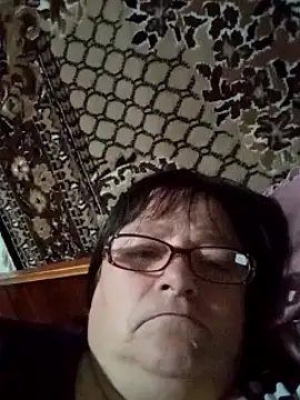 MilaCold5443 online show from April 18, 2026, 6:23 pm