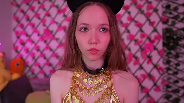 Petite Polly online show from October 11, 2025, 8:07 pm