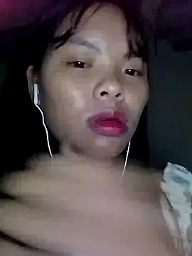Snapshot of hello-cute chatting on October 16, 2025, 3:35 pm hello-cute online show from October 16, 2025, 3:35 pm