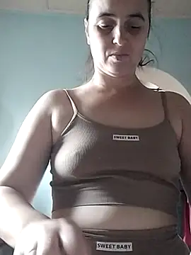 Snapshot of Ella-433 chatting on November 26, 2025, 12:17 pm Ella-433 online show from November 26, 2025, 12:17 pm