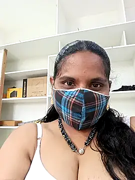 kajal-kajal1 online show from October 23, 2025, 9:19 am