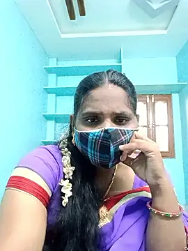 kajal-kajal1 online show from October 31, 2025, 10:16 am