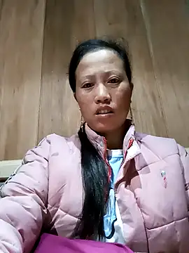 jerry-xx online show from November 24, 2025, 8:19 pm