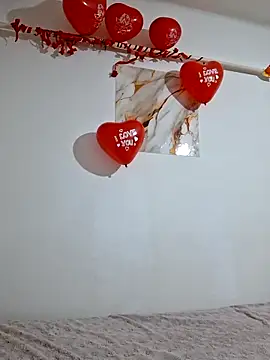 Nika aa online show from February 15, 2026, 7:10 pm