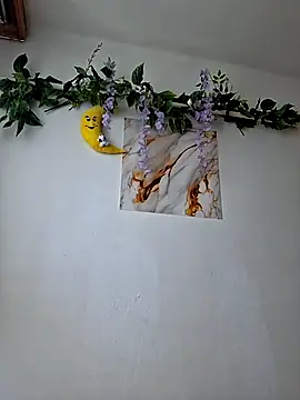 Snapshot of Nika_aa chatting on July 19, 2026, 10:41 am Nika aa online show from July 19, 2026, 10:41 am