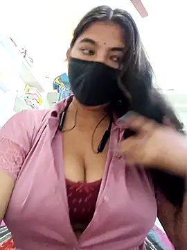 Hot radhaji online show from April 8, 2026, 4:56 am