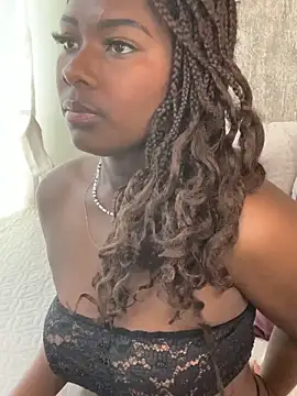 KarinaFlowers  online show from October 23, 2025, 12:04 pm