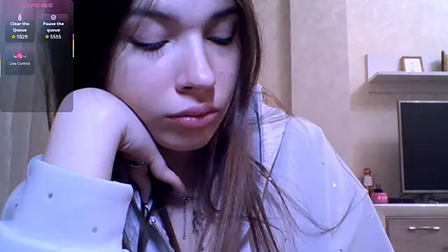 CeyaLier online show from March 29, 2026, 6:19 pm