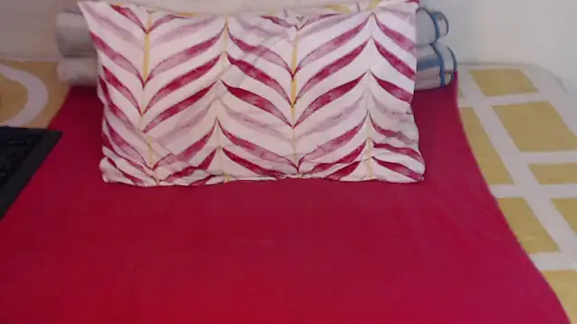 Tillah87 online show from October 27, 2025, 9:35 am