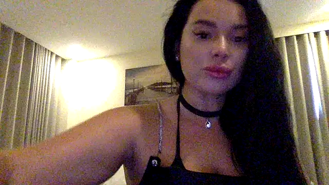 Fayronna online show from February 15, 2026, 12:07 am