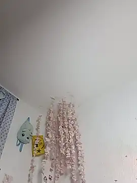 Emilycollei online show from July 3, 2026, 9:05 am