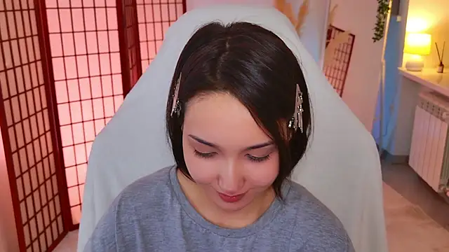 GentleMusee online show from November 7, 2025, 10:10 pm