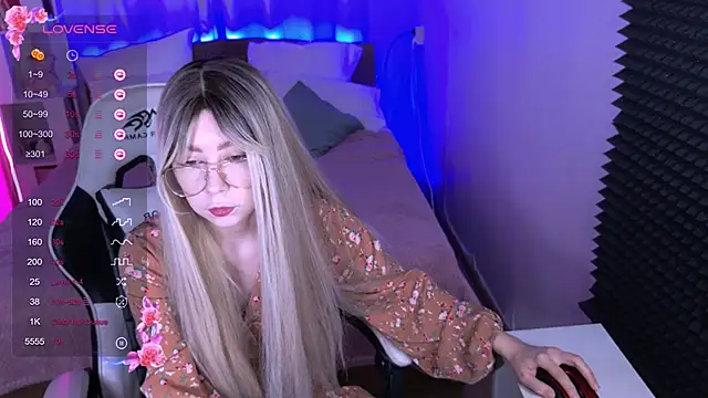 sofiisun online show from October 23, 2025, 2:22 am