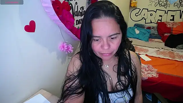 Miss  kendra  online show from March 3, 2026, 9:53 pm