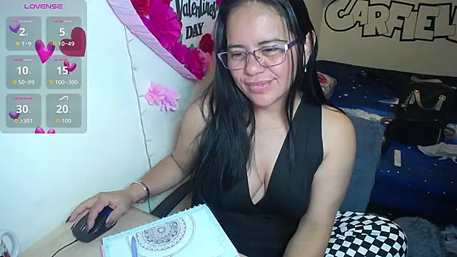 Miss  kendra  online show from April 2, 2026, 3:48 am