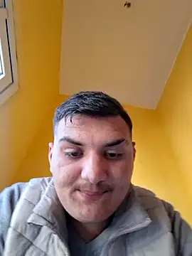 Snapshot of Denis_dns2024 chatting on April 25, 2026, 3:09 pm Denis dns2024 online show from April 25, 2026, 3:09 pm