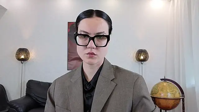 Marie Fitch online show from May 12, 2026, 3:58 am