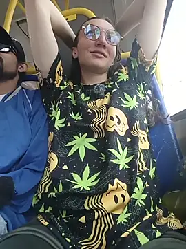 Lucy colee online show from November 14, 2025, 7:01 pm