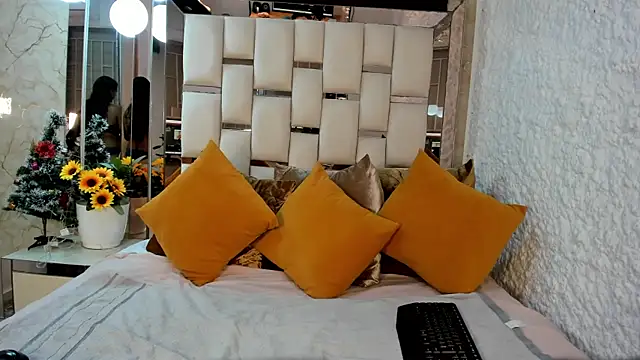 kaorybliss online show from December 22, 2025, 5:21 pm