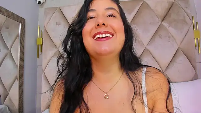 GabyParker  online show from April 21, 2026, 12:22 pm