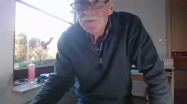 super-snoopy online show from January 19, 2025, 2:28 pm