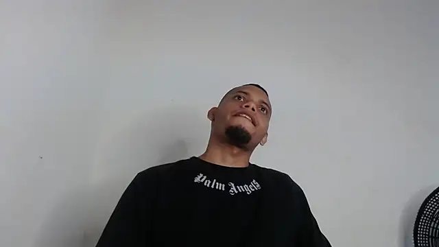 Snapshot of drako_monster chatting on June 18, 2026, 4:33 pm drako monster online show from June 18, 2026, 4:33 pm