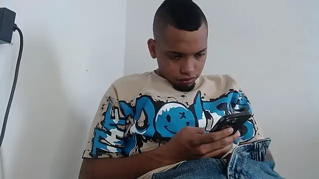 Snapshot of drako_monster chatting on July 7, 2026, 5:06 pm drako monster online show from July 7, 2026, 5:06 pm