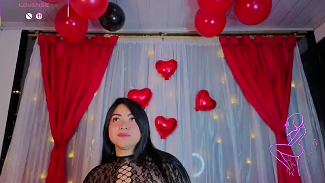 Victoria Jonhss online show from February 12, 2026, 1:22 am