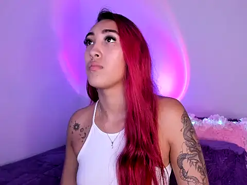 HeidyRousse online show from November 8, 2025, 11:58 pm