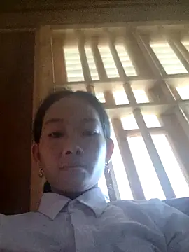 Snapshot of gio-thu chatting on October 9, 2025, 4:54 am gio-thu online show from October 9, 2025, 4:54 am