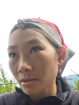 gio-thu online show from November 16, 2025, 5:57 am