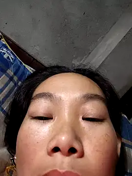 gio-thu online show from December 21, 2025, 11:23 pm